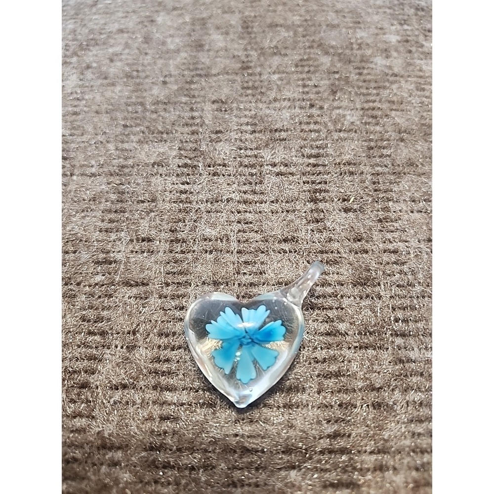 glass heart pendant With Blue Flower
